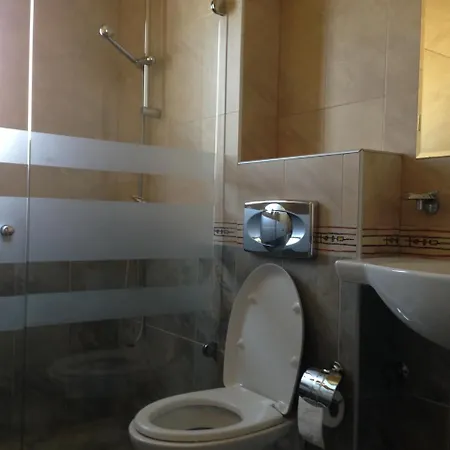 Valeria Luxury بيت ضيافة